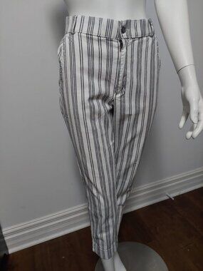 Hollister Ultra High Rise Striped Tapered Pants Size Medium  Cropped Trousers
